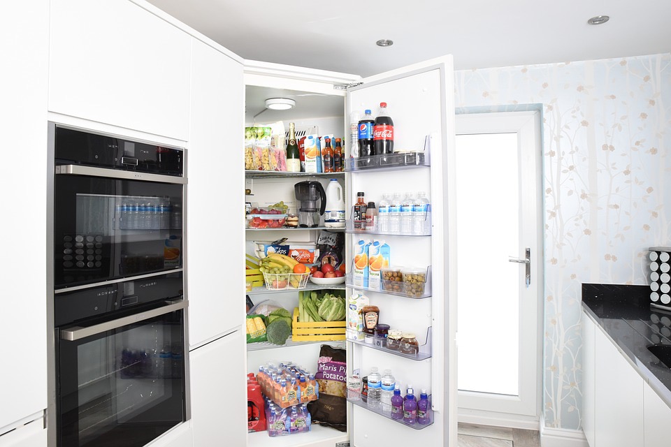 Come conservare correttamente gli alimenti in frigorifero